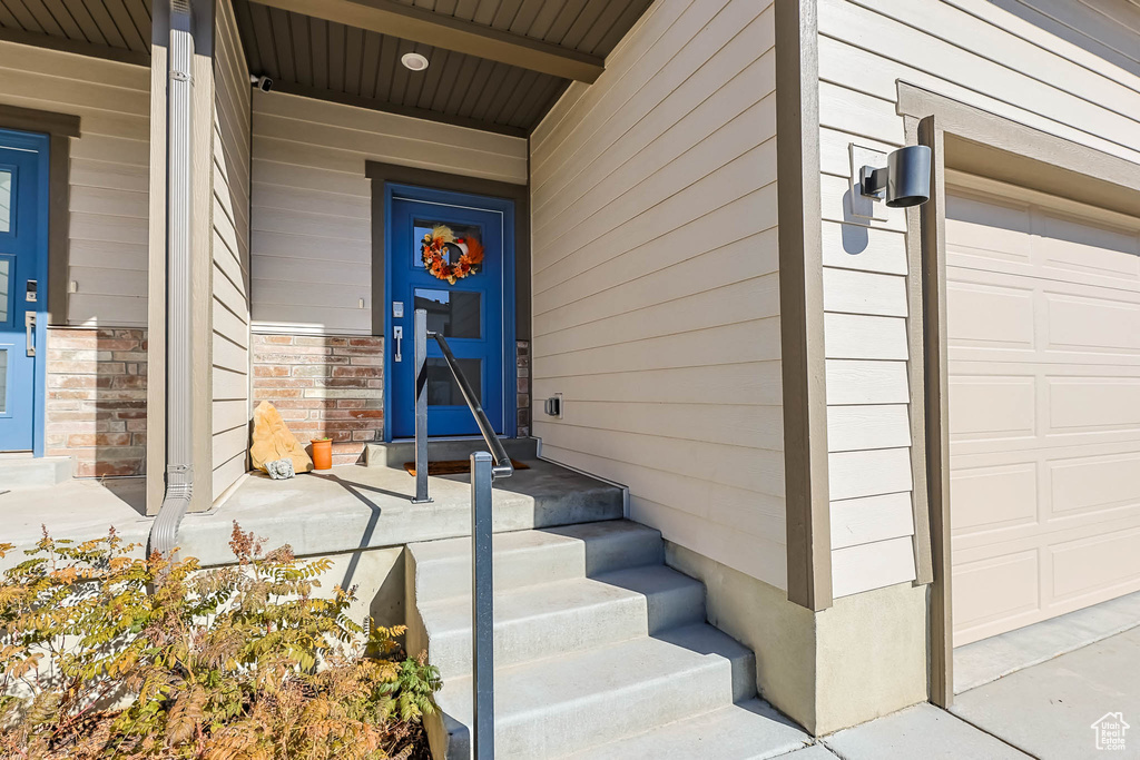 Photo 2 for MLS #2118507 at 2248 N Canal View Ln