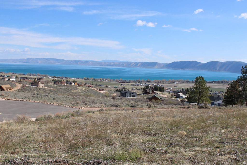564 W ELDERBERRY CIR Garden City, UT 84028
