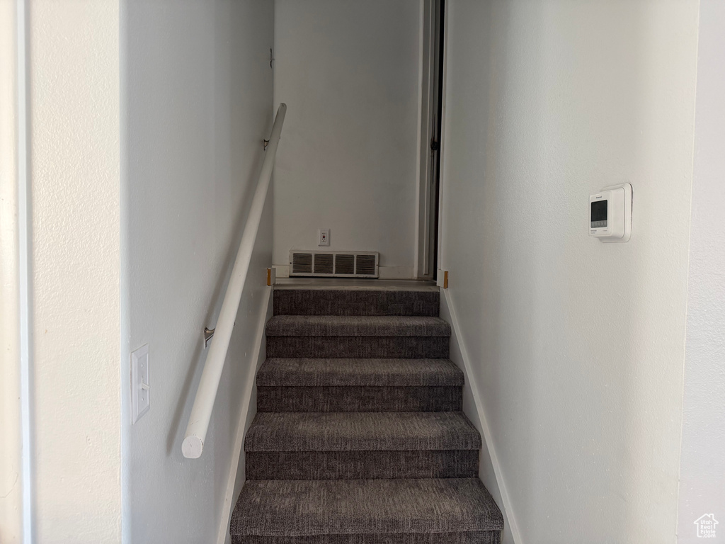 Photo 8 for MLS #2118517 at 999 W 1100 North