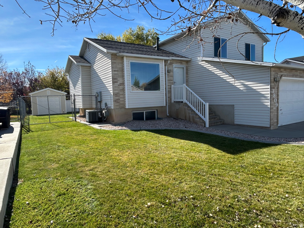 3809 W 5625 S Roy, UT 84067