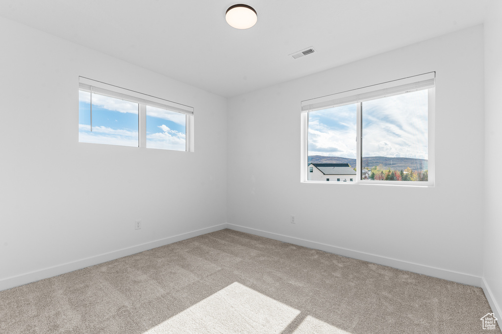 Photo 14 for MLS #2118540 at 1451 Electric Ave
