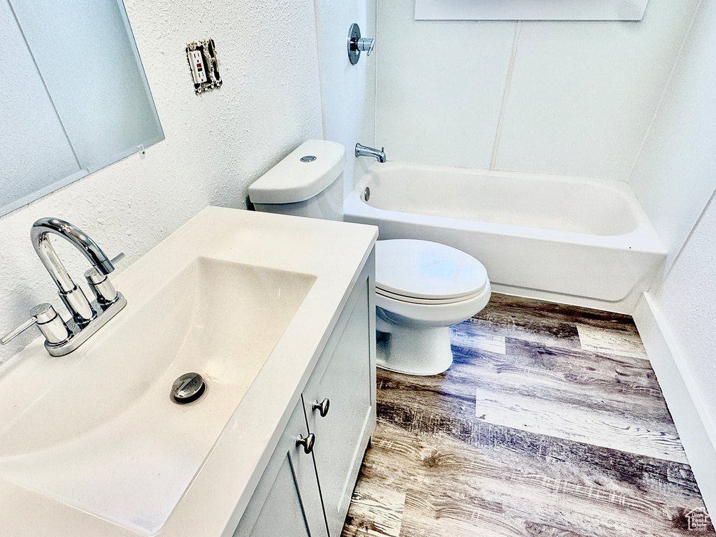 295 S MAIN ST Providence, UT 84332