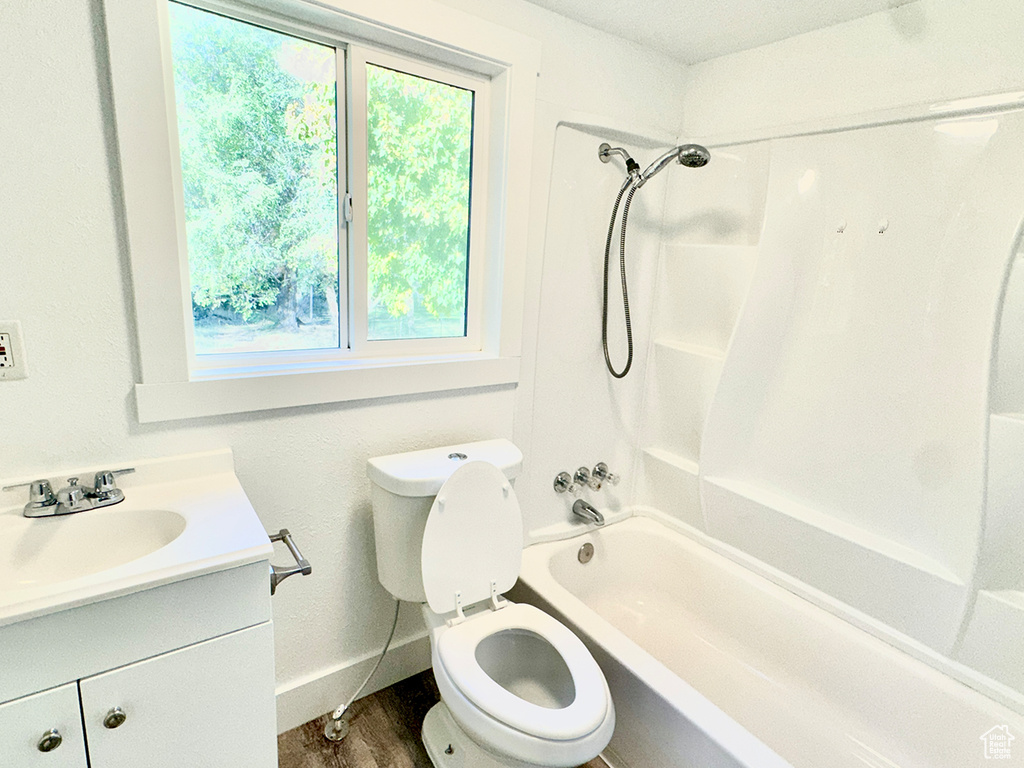 295 S MAIN ST Providence, UT 84332