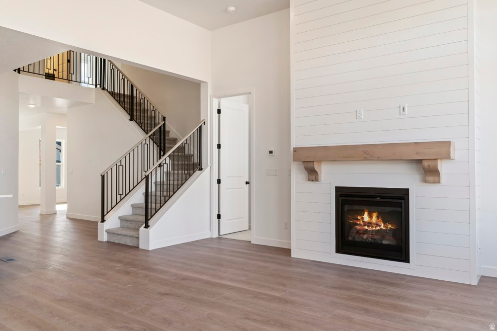 1251 E LARKSPUR WAY Layton, UT 84040