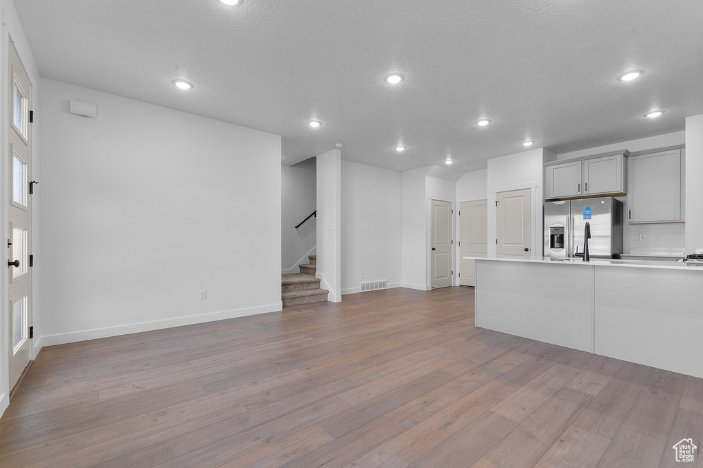 Photo 4 for MLS #2118561 at 1437 Electric Ave