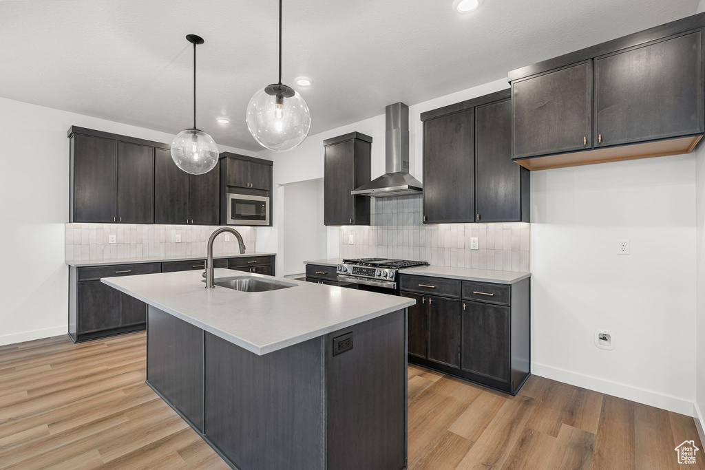 Photo 4 for MLS #2118562 at 1064 W Audrey Ln #15