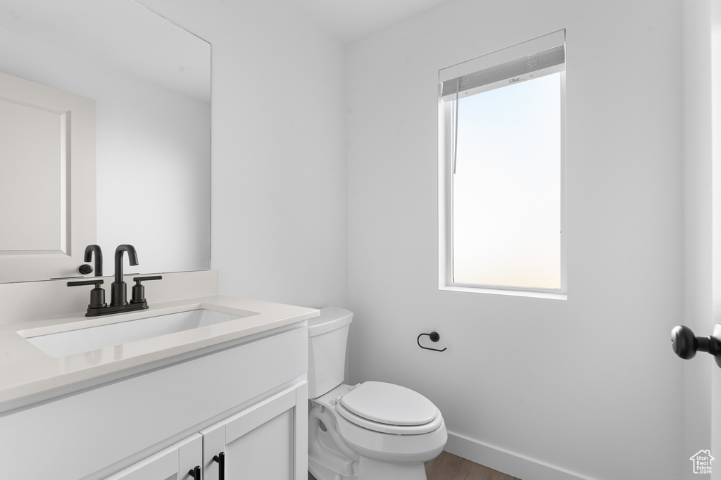 Photo 14 for MLS #2118566 at 1433 Electric Ave