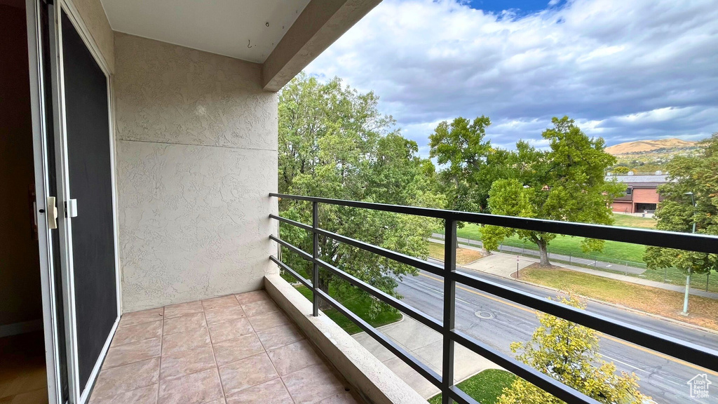 Photo 14 for MLS #2118571 at 110 S 800 East #402