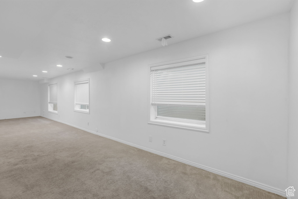 Photo 16 for MLS #2118578 at 1581 N Durocher Ln