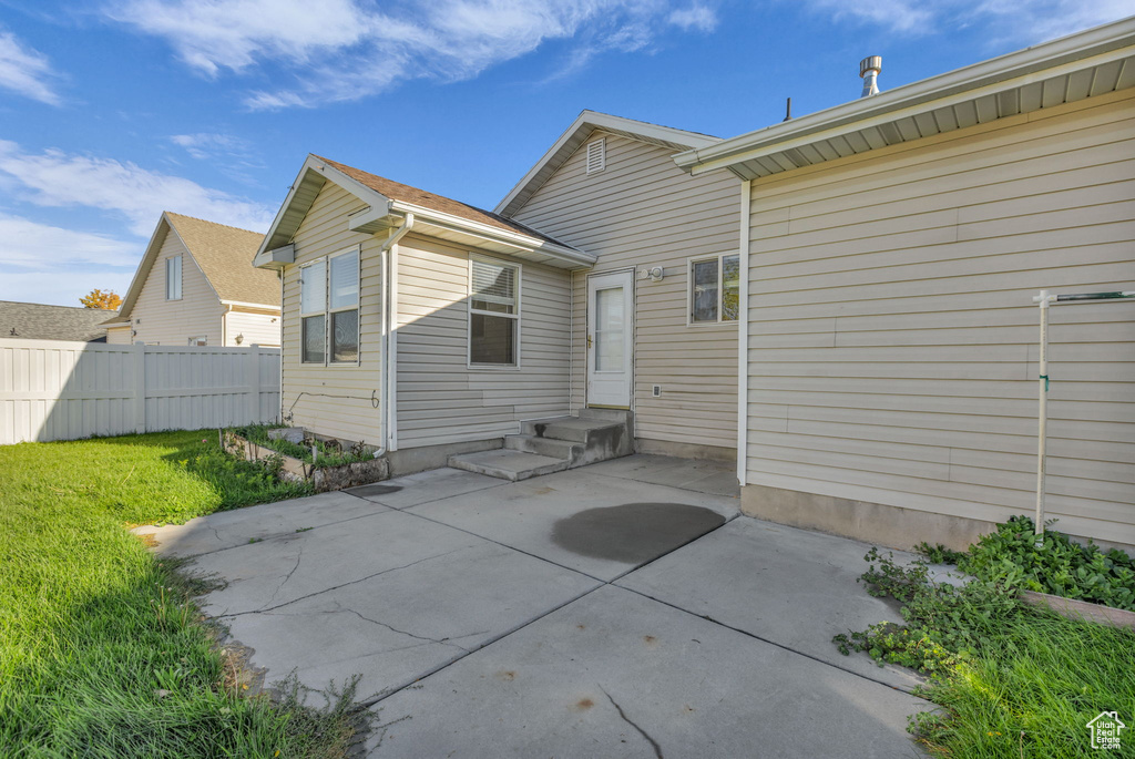 Photo 24 for MLS #2118578 at 1581 N Durocher Ln