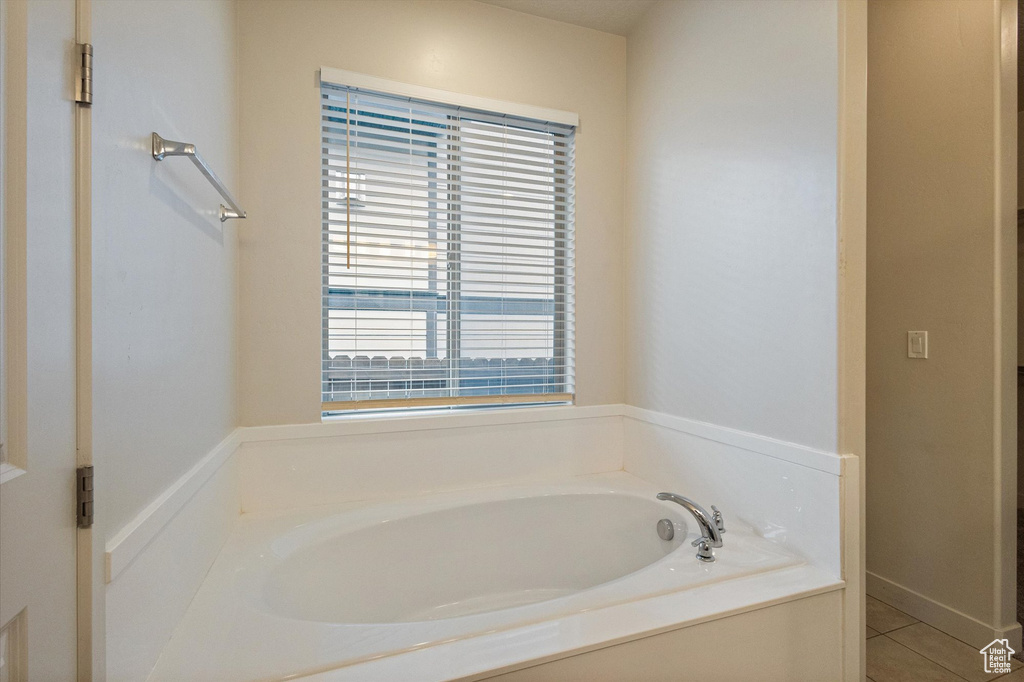 Photo 12 for MLS #2118580 at 14747 S Haddington Rd