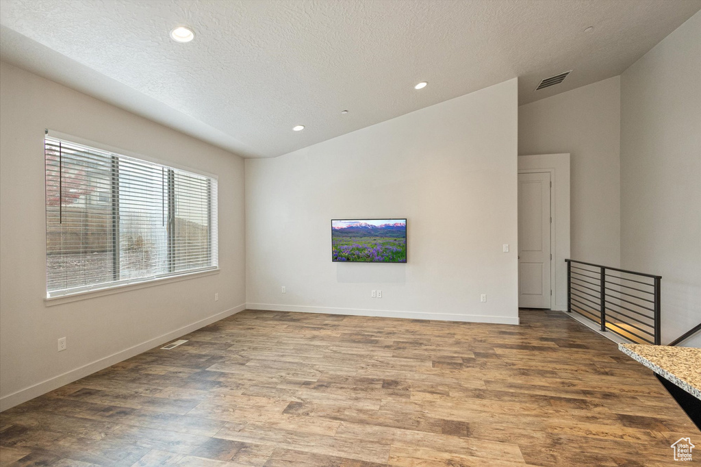 Photo 4 for MLS #2118580 at 14747 S Haddington Rd