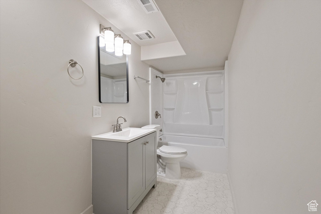 Photo 13 for MLS #2118580 at 14747 S Haddington Rd