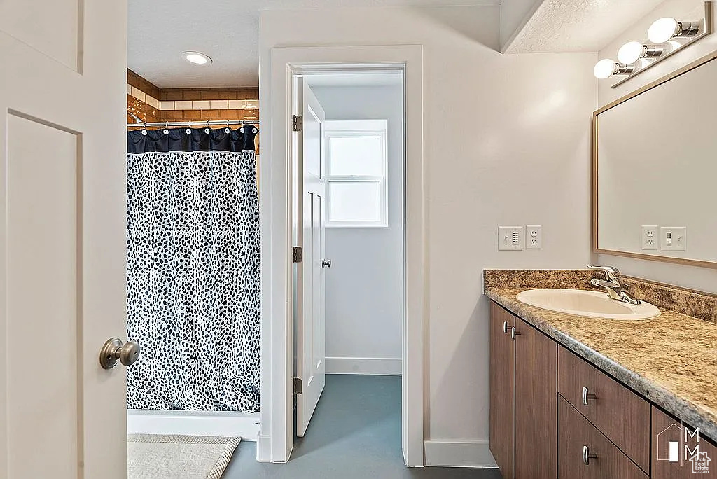 Photo 13 for MLS #2118596 at 3853 W 1300 North