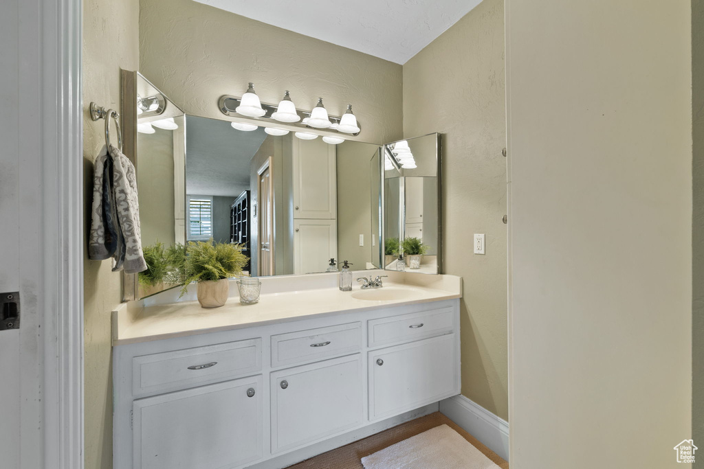 241 N VINE ST #707E Salt Lake City, UT 84103