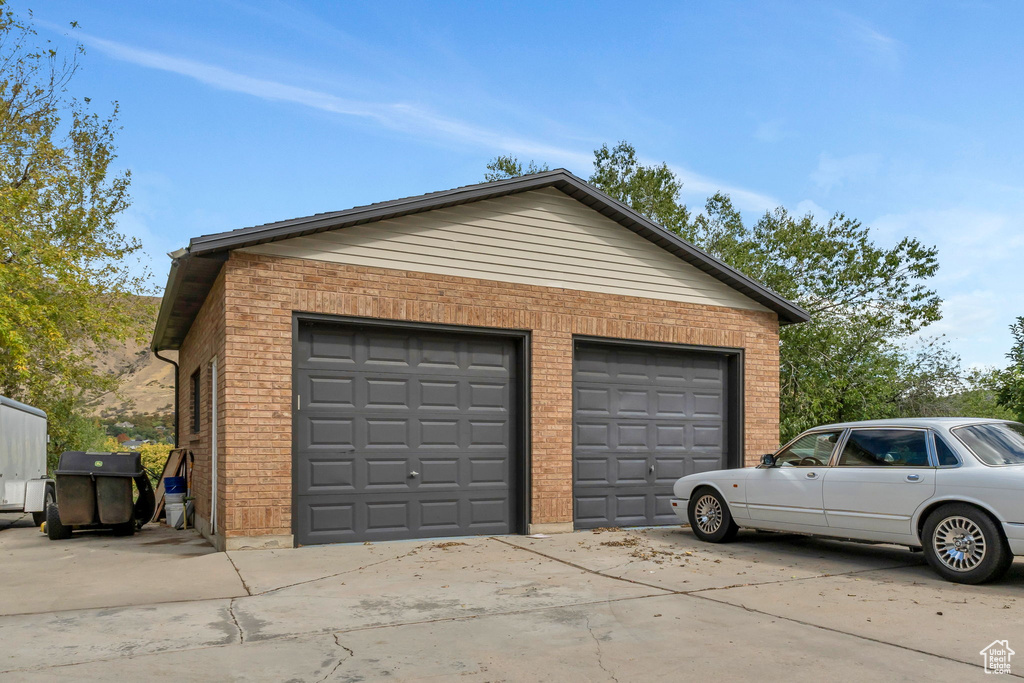 Photo 38 for MLS #2118604 at 695 E 1700 North