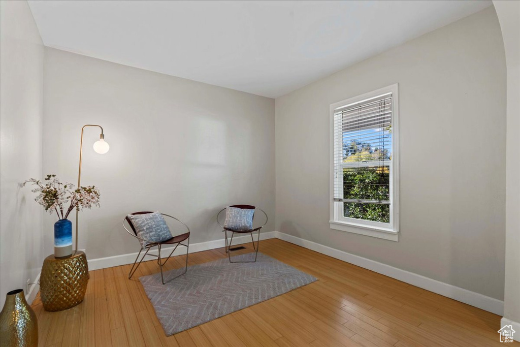 Photo 8 for MLS #2118606 at 611 S 900 West