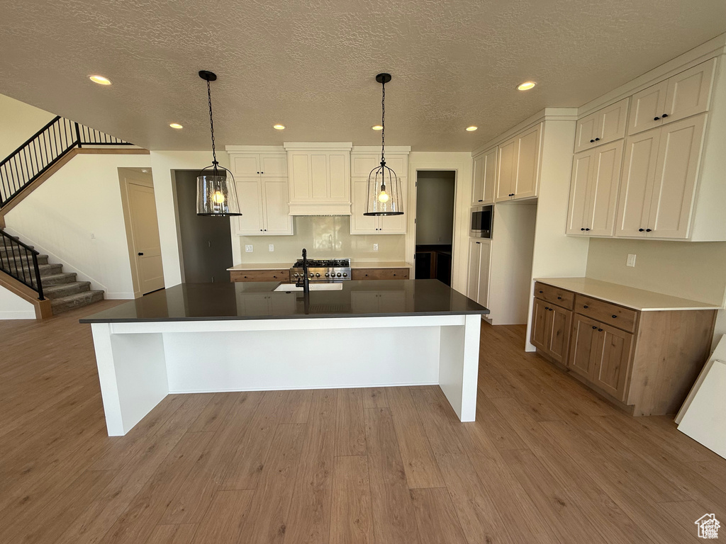 Photo 8 for MLS #2118611 at 1356 W 425 South
