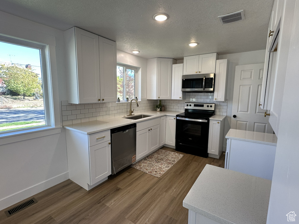 Photo 5 for MLS #2118612 at 131 N Terrace Dr