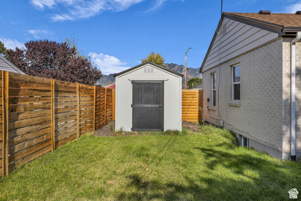 Photo 18 for MLS #2118616 at 5758 E Hillside Dr