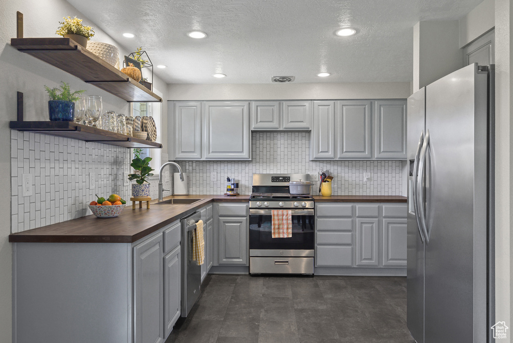 Photo 7 for MLS #2118621 at 435 N 800 East