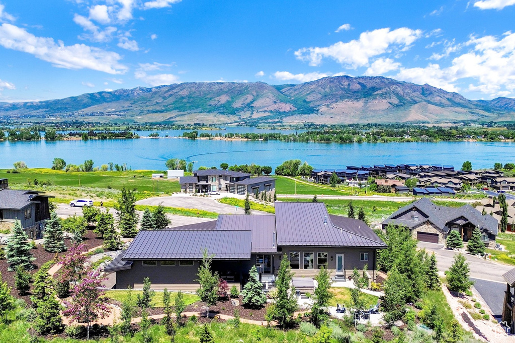 6339 E QUAIL LN Huntsville, UT 84317