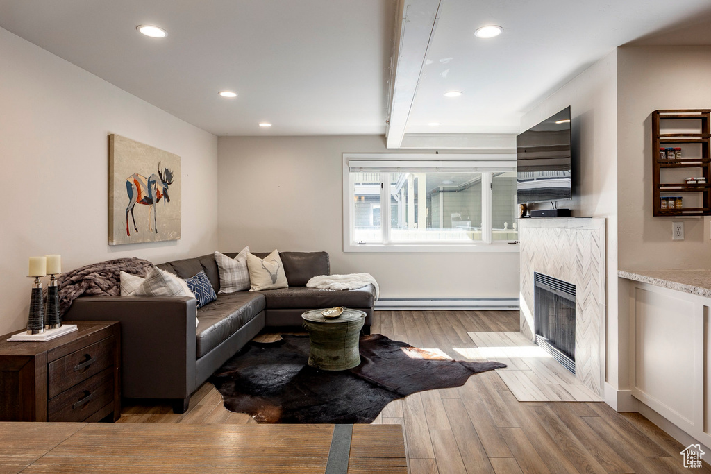 Photo 2 for MLS #2118626 at 1885 Prospector Ave #B10