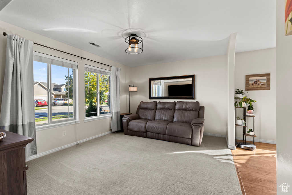 Photo 3 for MLS #2118645 at 1790 W 620 South