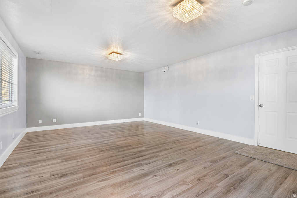 6853 S MULLIEN DR 6853 #5420 West Jordan, UT 84081