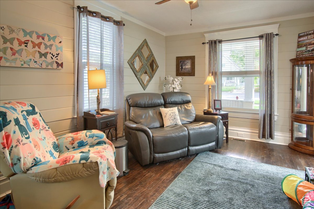 Photo 5 for MLS #2118656 at 3021 Adams Ave