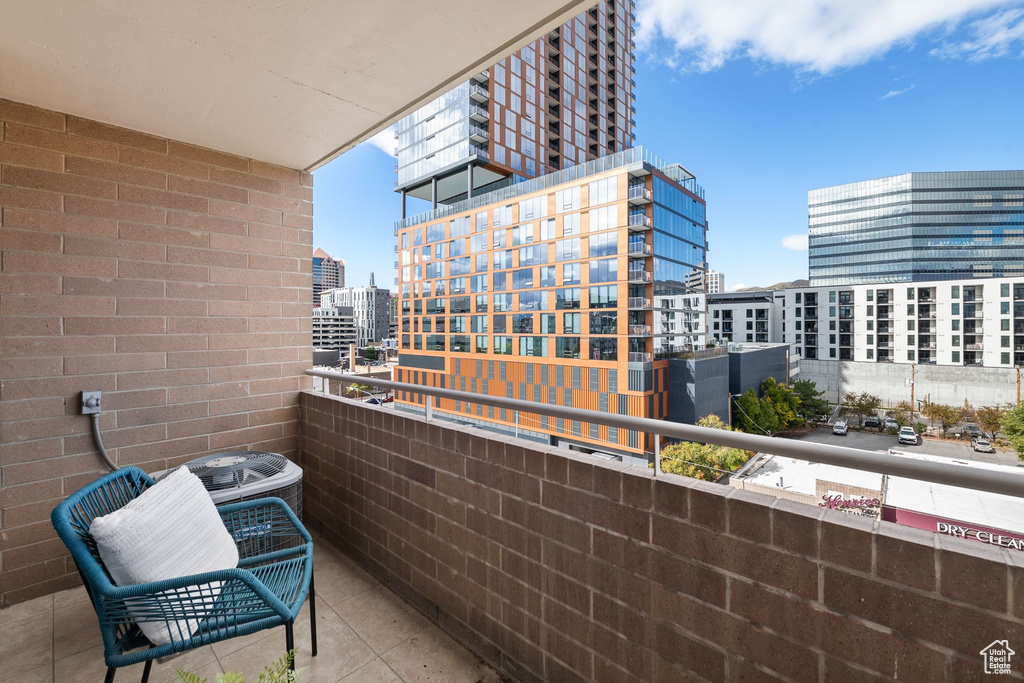 Photo 19 for MLS #2118659 at 230 E Broadway #810