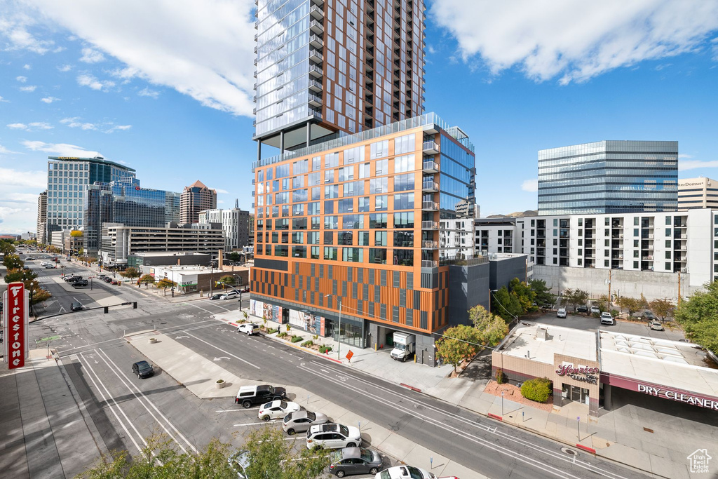 Photo 22 for MLS #2118659 at 230 E Broadway #810