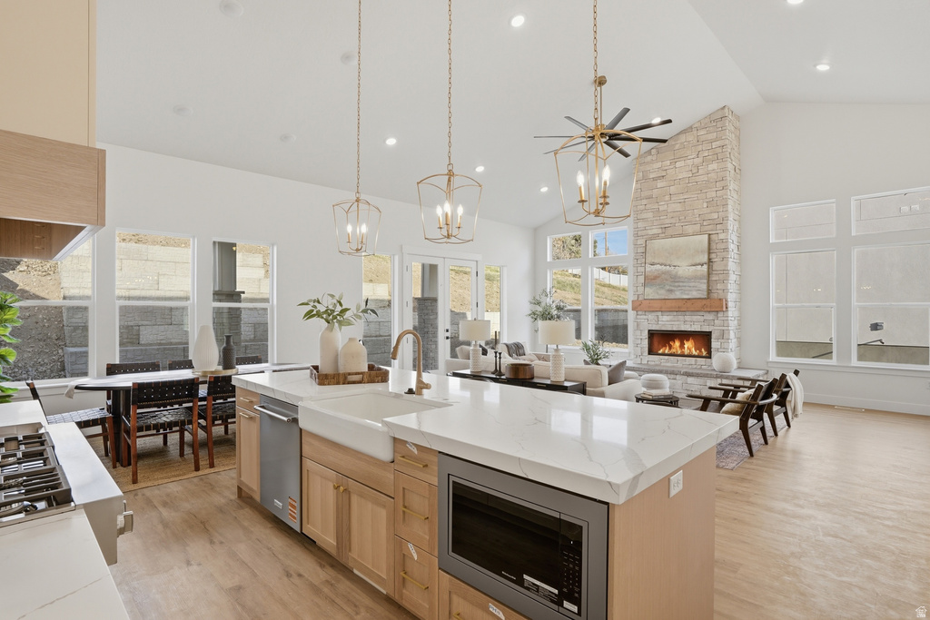 793 N 150 E American Fork, UT 84003