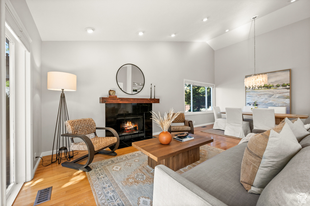 Photo 10 for MLS #2118671 at 2066 E Sierra Ridge Ct