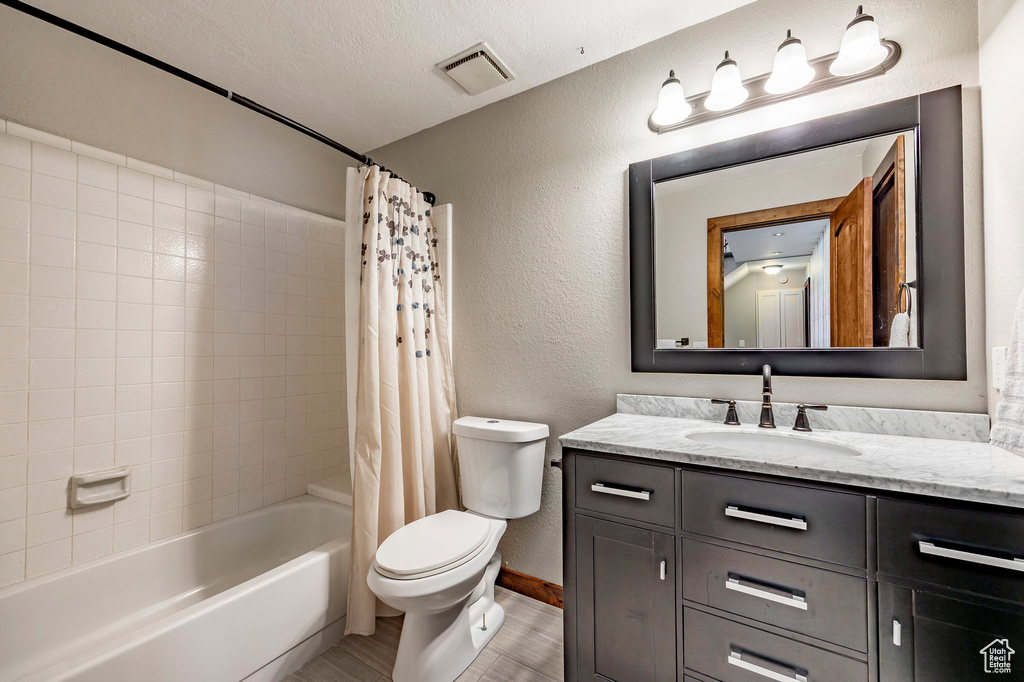 Photo 19 for MLS #2118675 at 4034 W Saddleback Rd #C-21