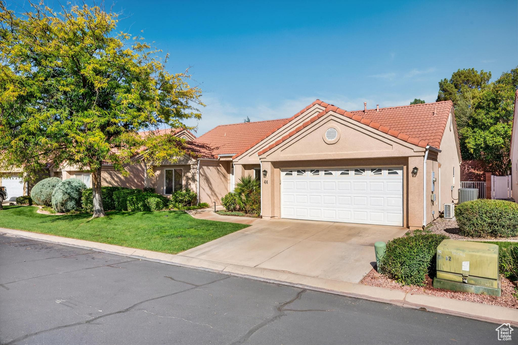 Photo 2 for MLS #2118687 at 265 N Dixie Dr #44