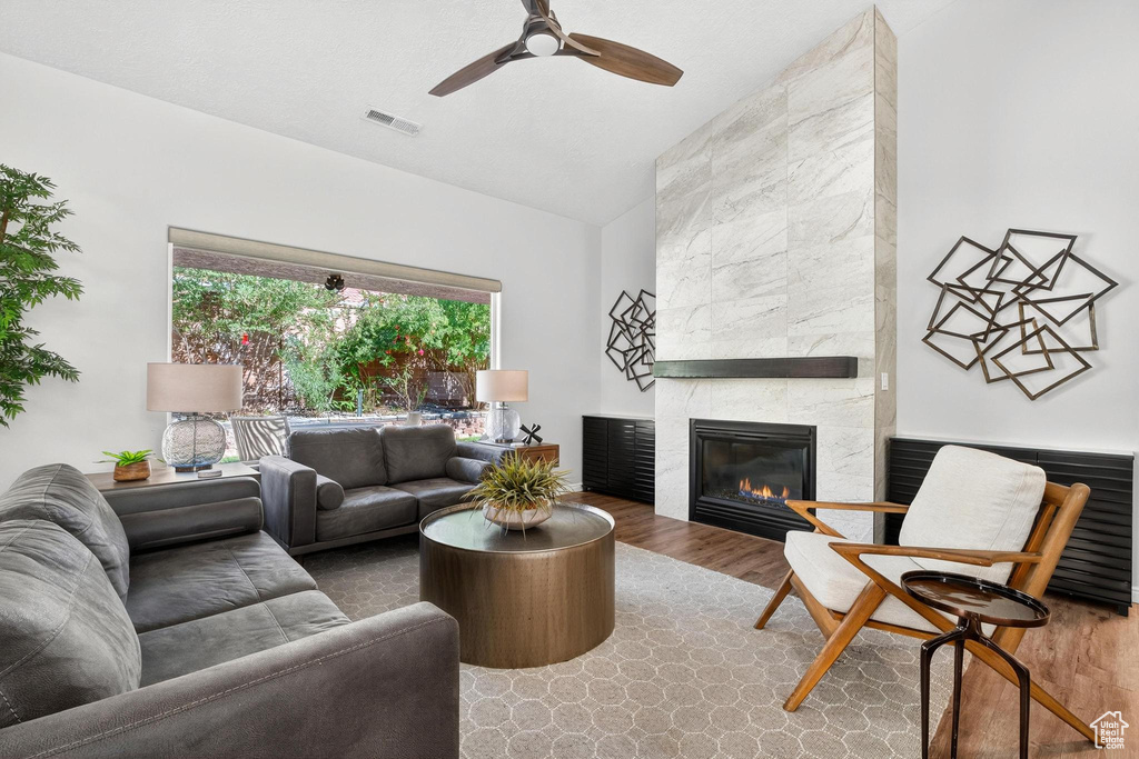 Photo 15 for MLS #2118687 at 265 N Dixie Dr #44