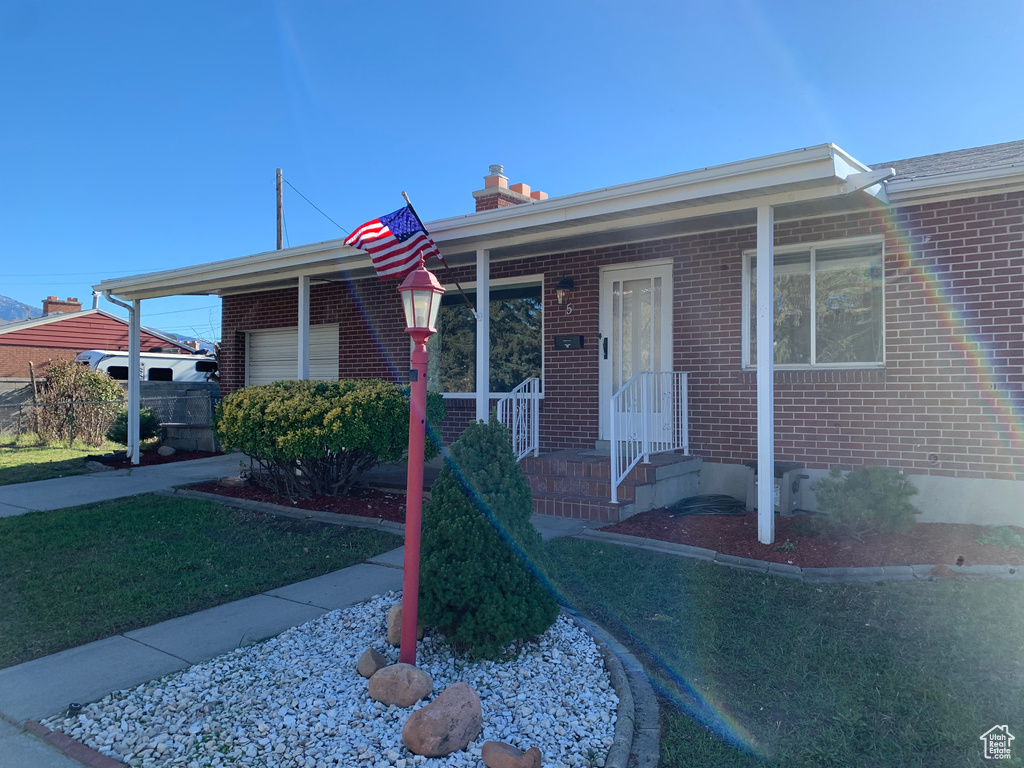 Photo 4 for MLS #2118693 at 5 W 5878 South