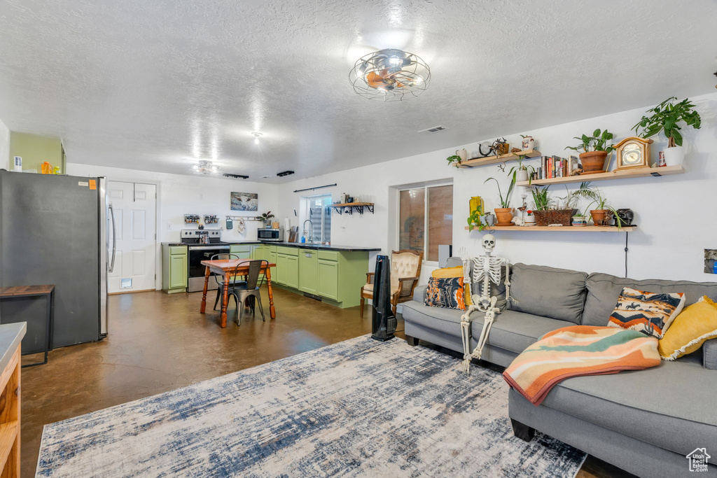 5746 W 11300 S Payson, UT 84651