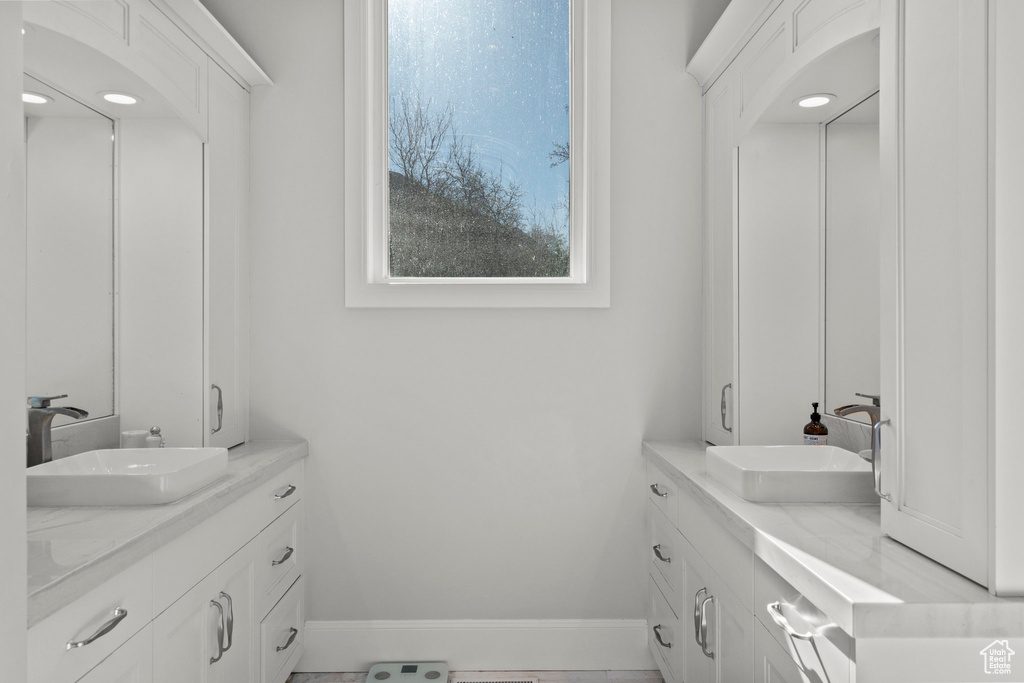 1265 S EAGLE NEST DR Woodland Hills, UT 84653