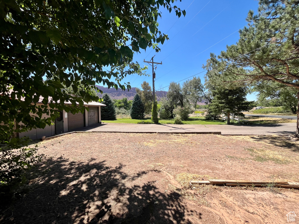 Photo 34 for MLS #2118724 at 2704 E Bench Rd