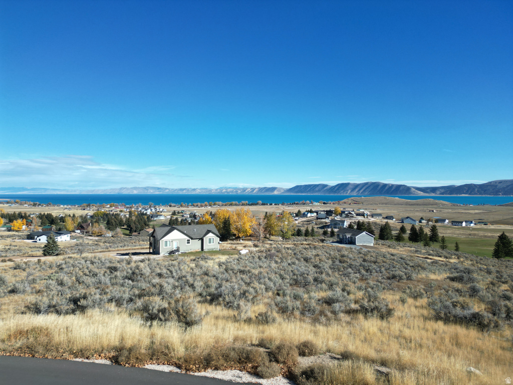 2902 S COUNTRY CLUB WAY Garden City, UT 84028