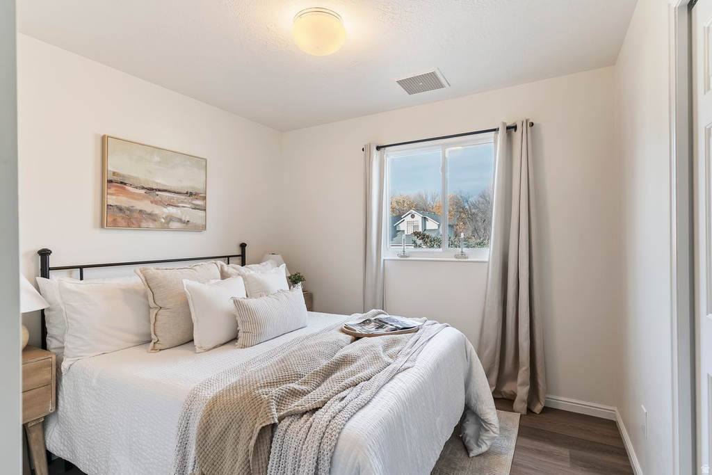 818 E CREEKSIDE DR Layton, UT 84041