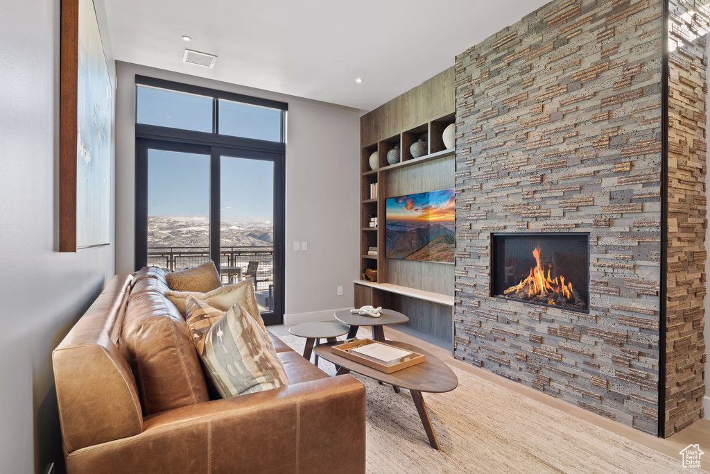 Photo 5 for MLS #2118737 at 1702 Glencoe Mountain Way #7050
