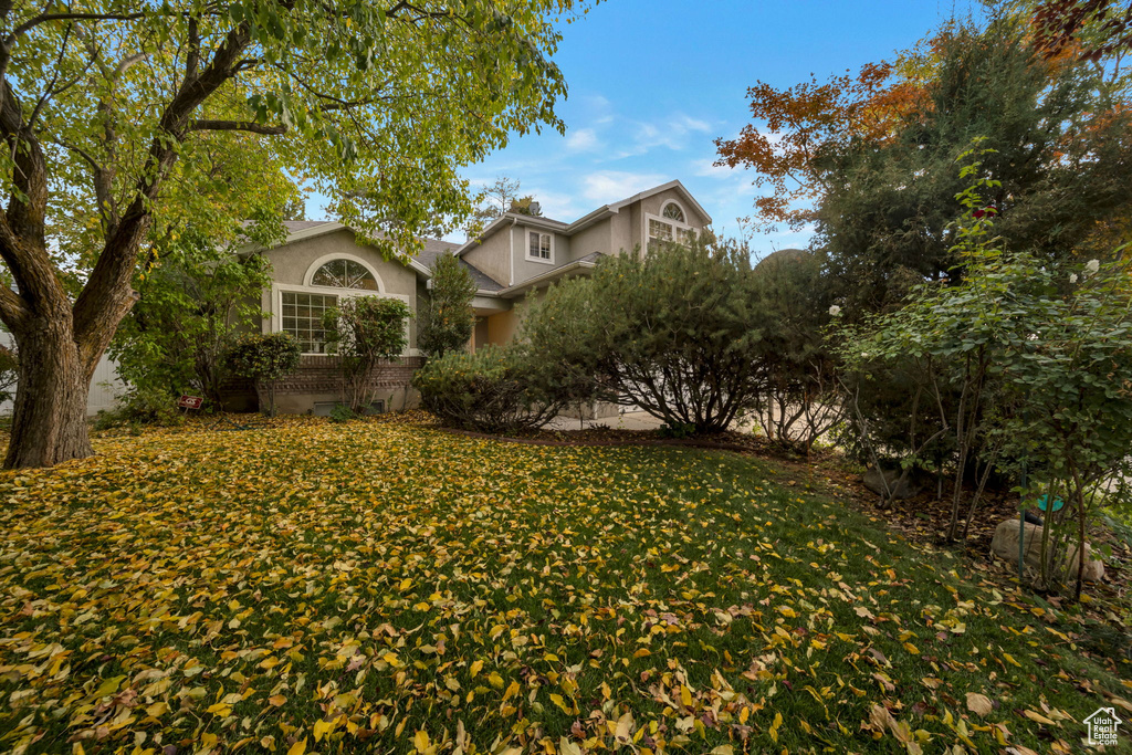 Photo 3 for MLS #2118742 at 1416 E Farm Meadow Ln