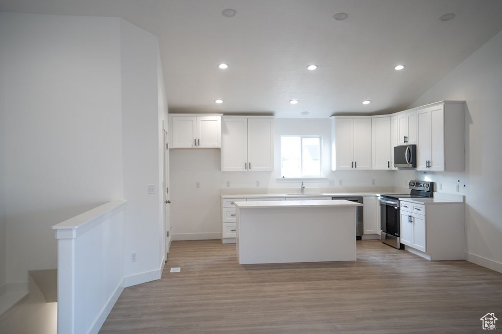 Photo 4 for MLS #2118746 at 2296 E Marigold Dr