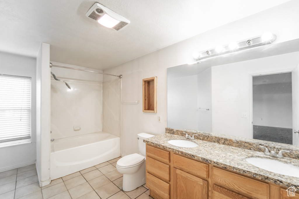 Photo 7 for MLS #2118756 at 8453 S Windmill Dr