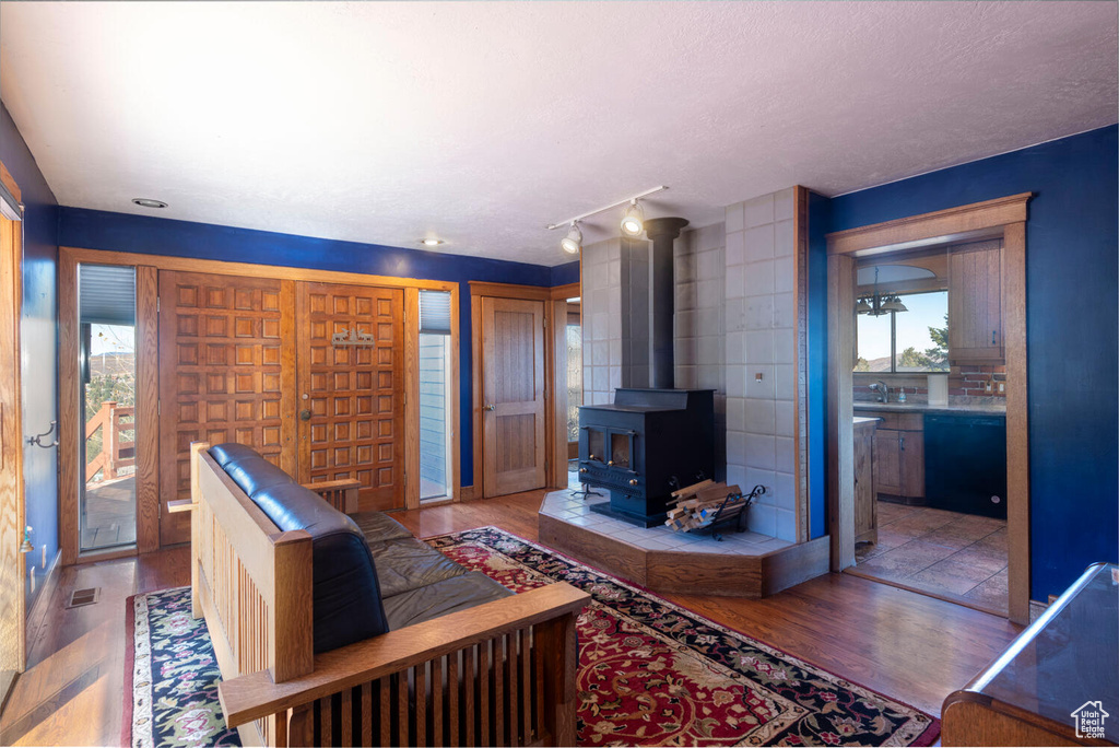 Photo 11 for MLS #2118758 at 321 Matterhorn Dr