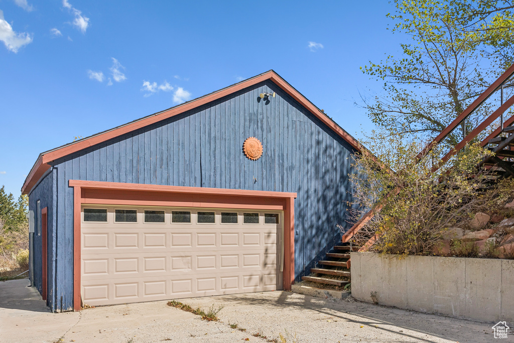 Photo 3 for MLS #2118758 at 321 Matterhorn Dr