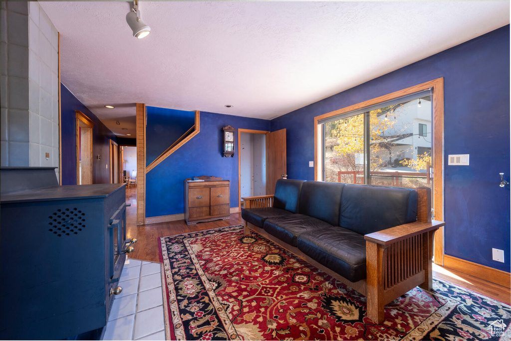 Photo 9 for MLS #2118758 at 321 Matterhorn Dr